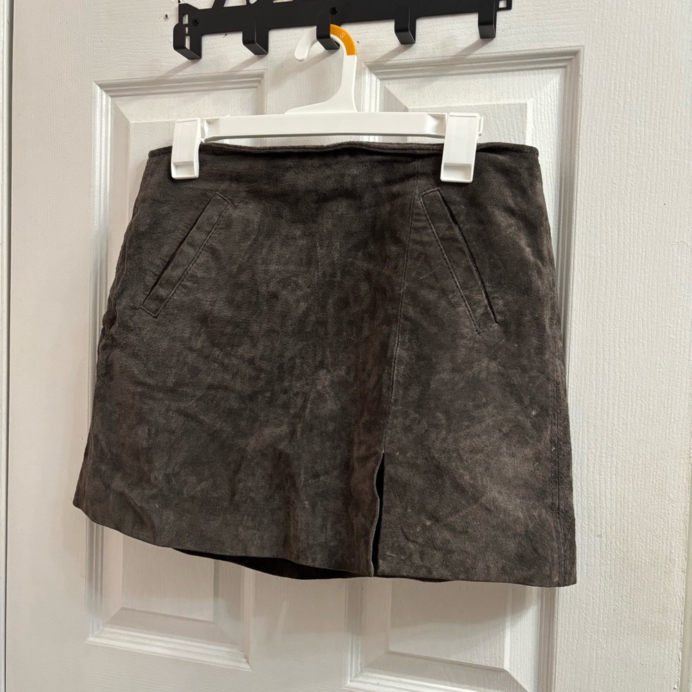 Blank NYC suede skirt